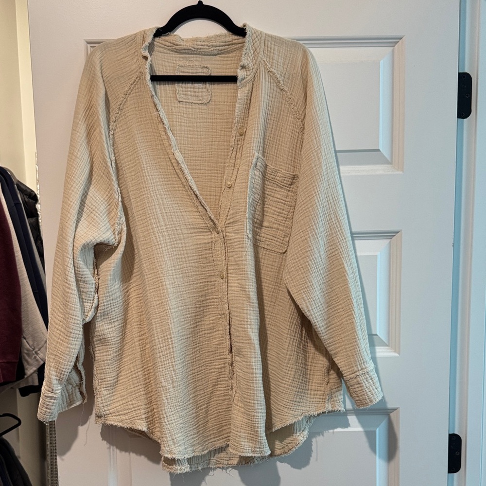 Tan pool to party aerie shirt